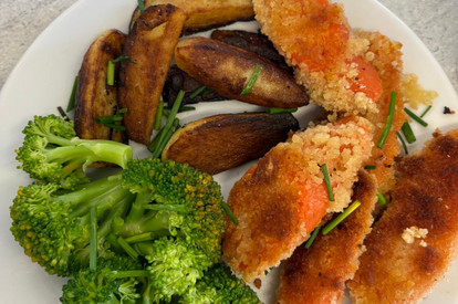 Schnitzel mit Brokkokli, Möhren und Kartoffeln
