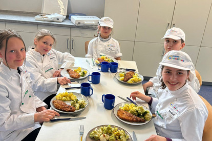 Schnitzel mit Blumenkohl und Kartoffeln