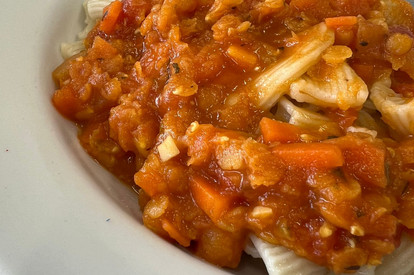 Hülsenfrüchte- Nudeln mit roter Linsen Bolognese