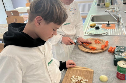 Hülsenfrüchte- Nudeln mit roter Linsen Bolognese