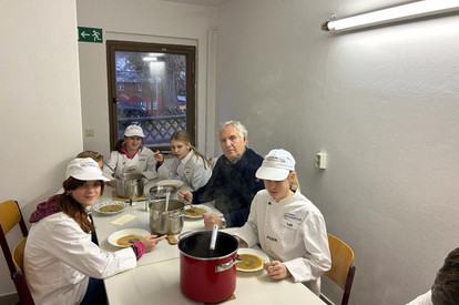 Erzgebirgische Kartoffelsuppe mit gebratener Blutwurst